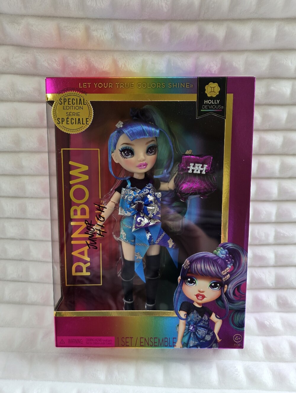 Rainbow High Junior High Holly De'vious Special Edition Fashion Doll 9"
